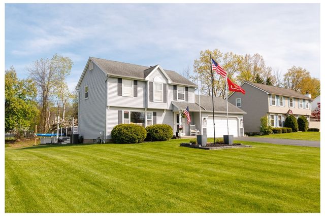 722 Brookeville Drive, Webster, NY 14580