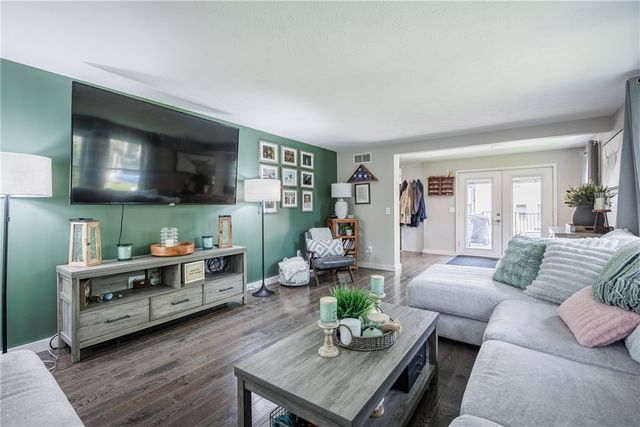 722 Brookeville Drive, Webster, NY 14580