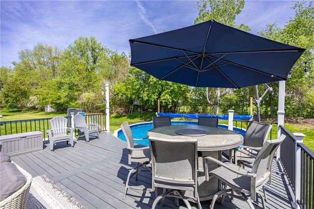 722 Brookeville Drive, Webster, NY 14580