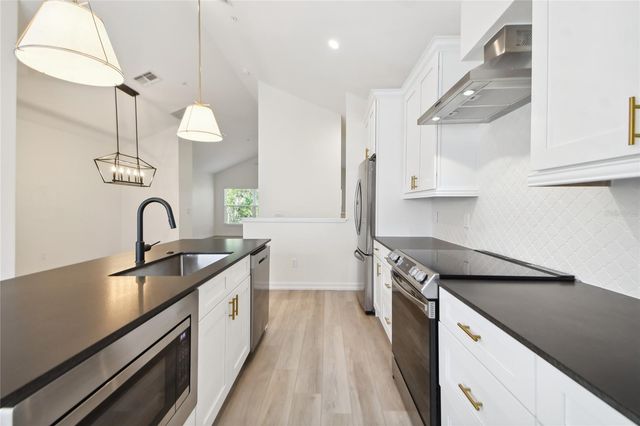 1602 PARK LAKE STREET 2, Orlando, FL 32803