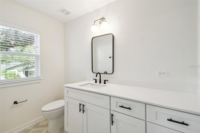 1602 PARK LAKE STREET 2, Orlando, FL 32803