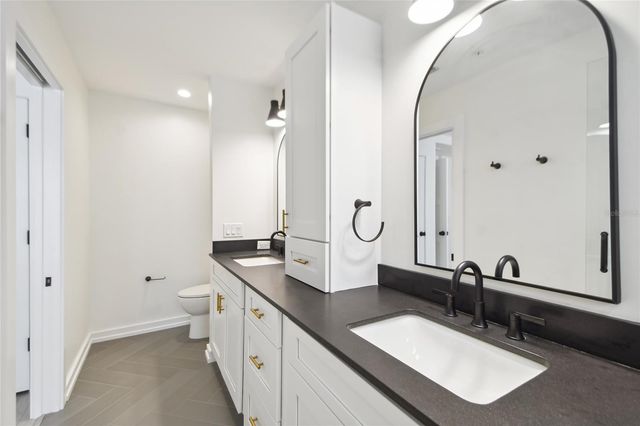 1602 PARK LAKE STREET 2, Orlando, FL 32803