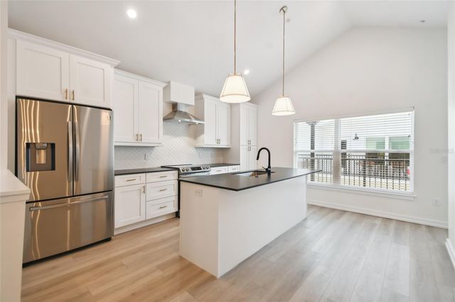 1602 PARK LAKE STREET 2, Orlando, FL 32803