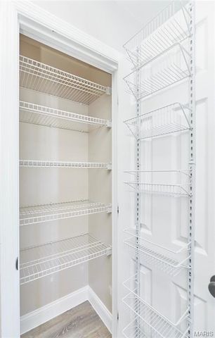 121 Falcon Way, Winfield, MO 63389