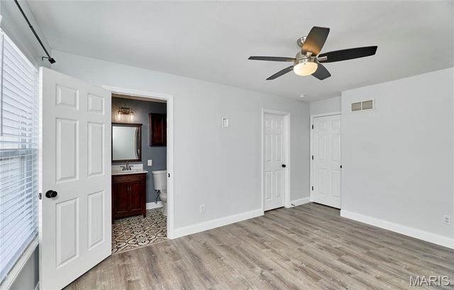 121 Falcon Way, Winfield, MO 63389