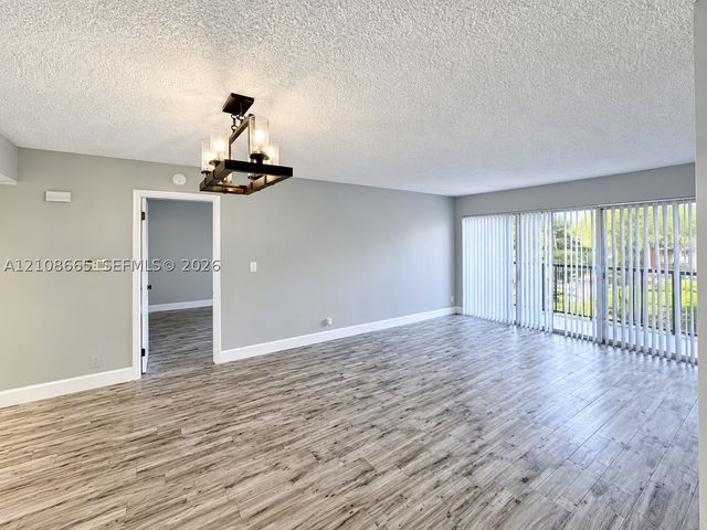 8955 Wiles Rd 204, Coral Springs, FL 33067