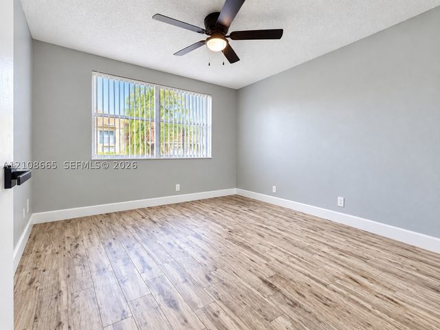 8955 Wiles Rd 204, Coral Springs, FL 33067