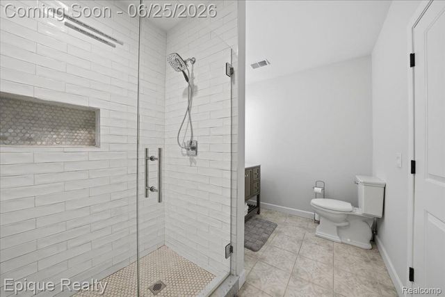114 Bellevue Avenue, Lake Orion Village, MI 48362