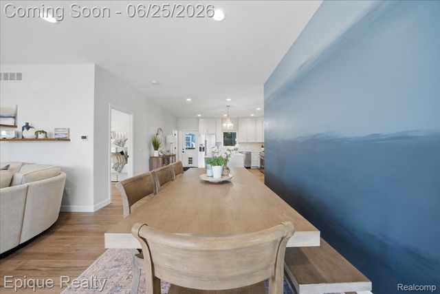 114 Bellevue Avenue, Lake Orion Village, MI 48362