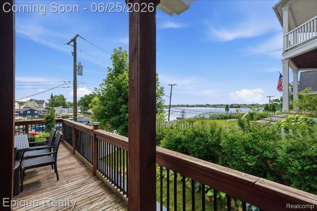 114 Bellevue Avenue, Lake Orion Village, MI 48362