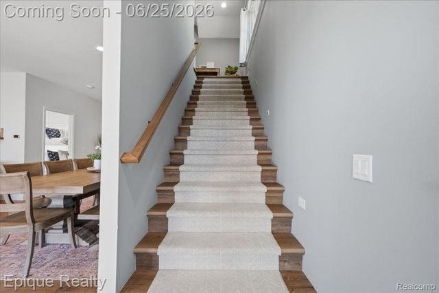 114 Bellevue Avenue, Lake Orion Village, MI 48362
