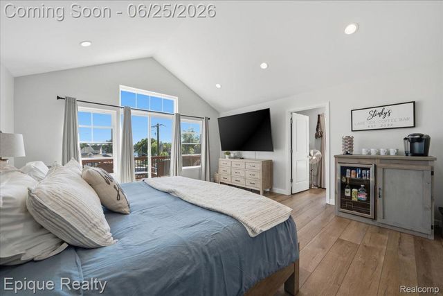 114 Bellevue Avenue, Lake Orion Village, MI 48362