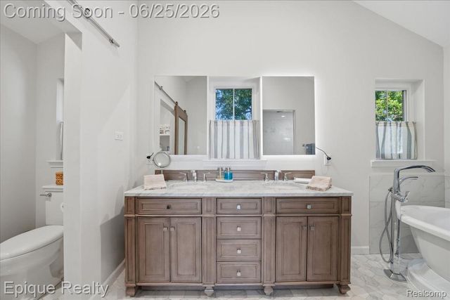 114 Bellevue Avenue, Lake Orion Village, MI 48362
