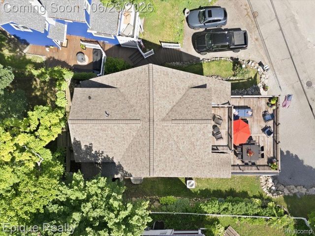 114 Bellevue Avenue, Lake Orion Village, MI 48362