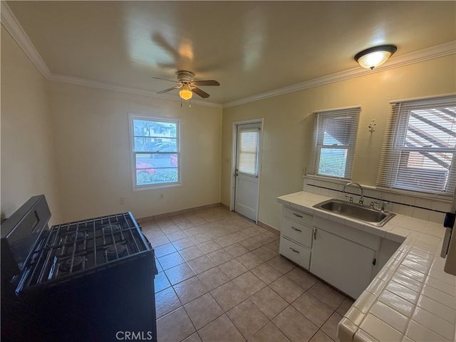 833 N Lacy, Santa Ana, CA 92701