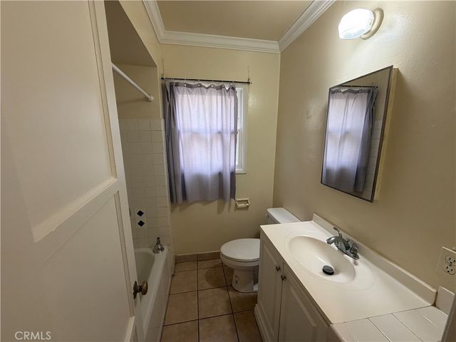 833 N Lacy, Santa Ana, CA 92701