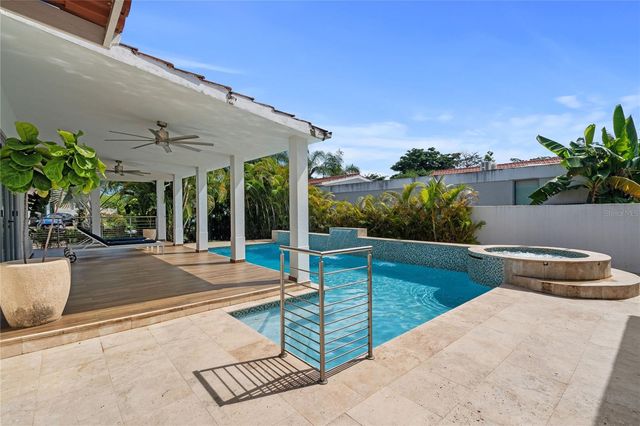 198 CAMINO DEL NARCIZO, Dorado, PR 00646