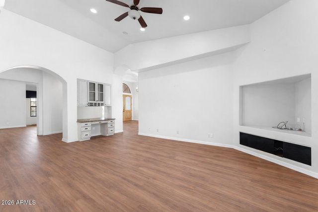 6646 E LONE MOUNTAIN Road, Cave Creek, AZ 85331