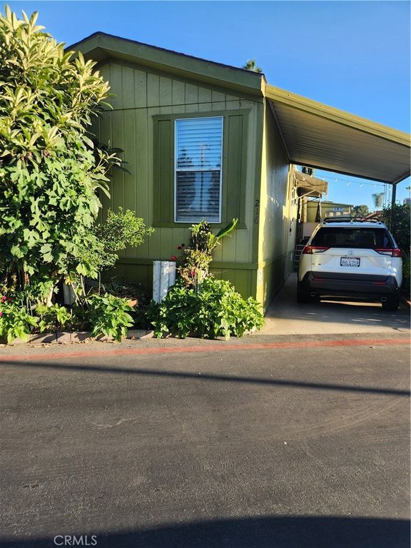 12560 HASTER 216, Garden Grove, CA 92840
