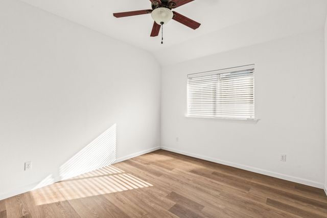 205 Crepe Myrtle Lane, Murphy, TX 75094