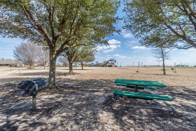 205 Crepe Myrtle Lane, Murphy, TX 75094