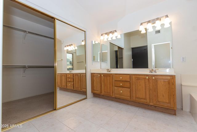 2388 S SYCAMORE Place, Chandler, AZ 85286
