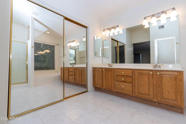 2388 S SYCAMORE Place, Chandler, AZ 85286