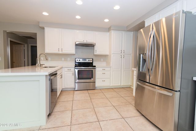 2388 S SYCAMORE Place, Chandler, AZ 85286