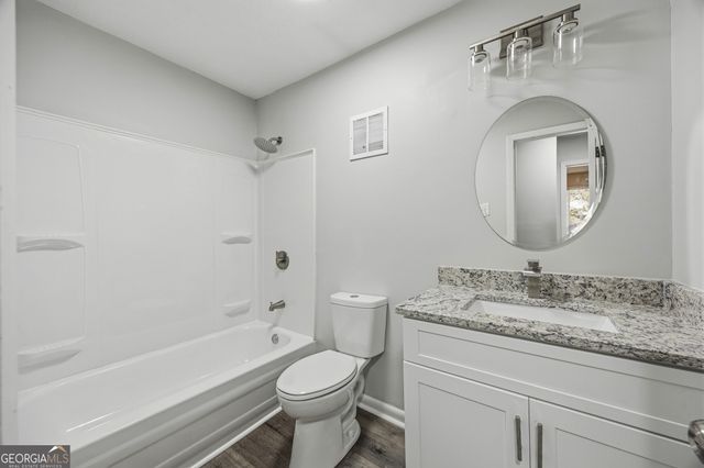 2494 Fairway Circle SW, Atlanta, GA 30331