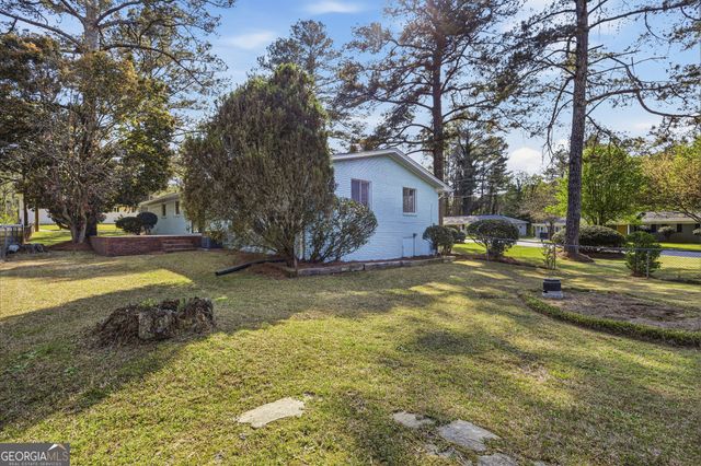 2494 Fairway Circle SW, Atlanta, GA 30331