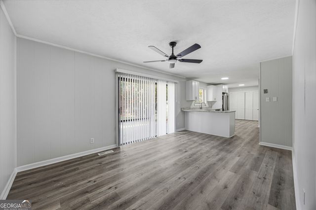 2494 Fairway Circle SW, Atlanta, GA 30331