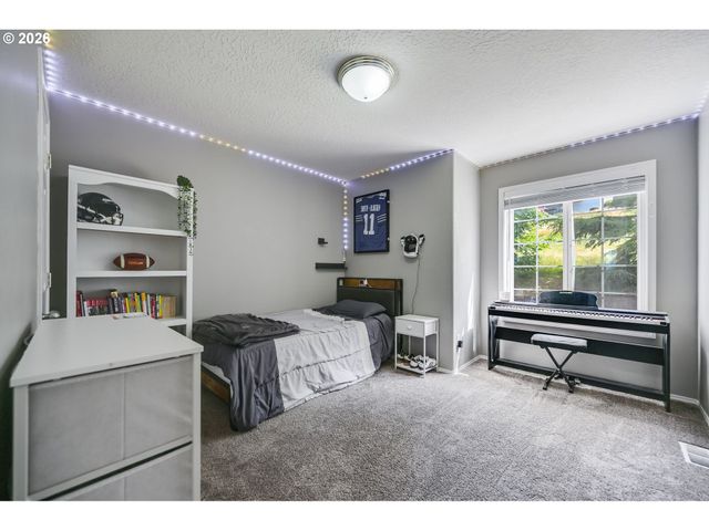 35616 Nw FAIRCHILD Dr, Woodland, WA 98674