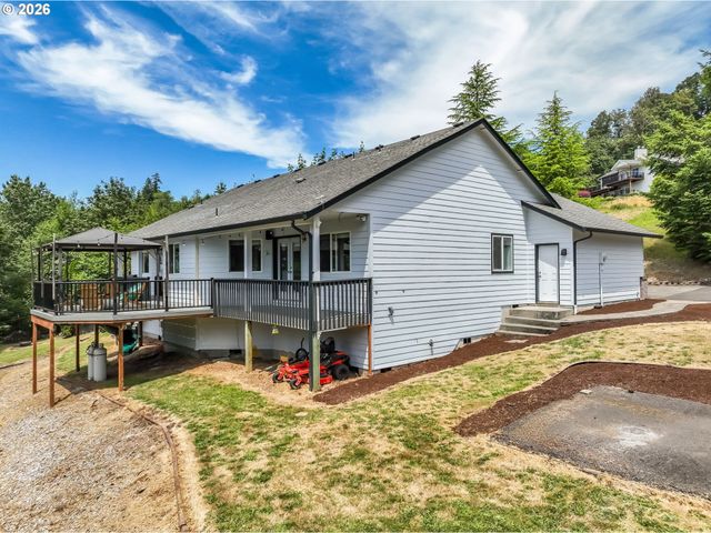 35616 Nw FAIRCHILD Dr, Woodland, WA 98674