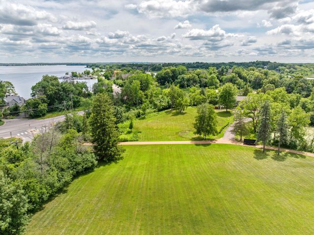 1445 Fox Street, Wayzata, MN 55391