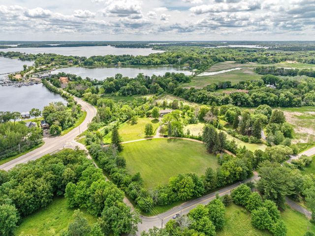 1445 Fox Street, Wayzata, MN 55391