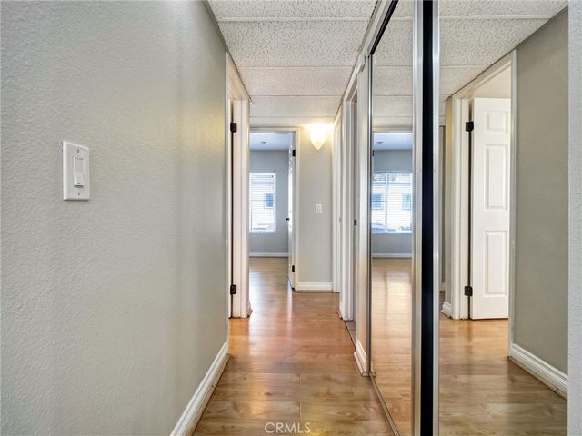 18350 Hatteras 123, Tarzana, CA 91356