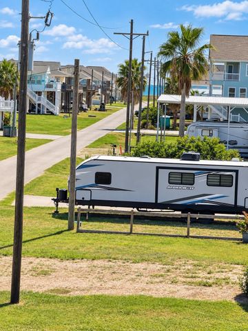 953 Meynig Drive, Crystal Beach, TX 77650