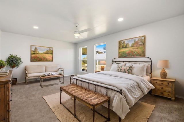 19 Bobcat Hill Road, Sandia Park, NM 87047