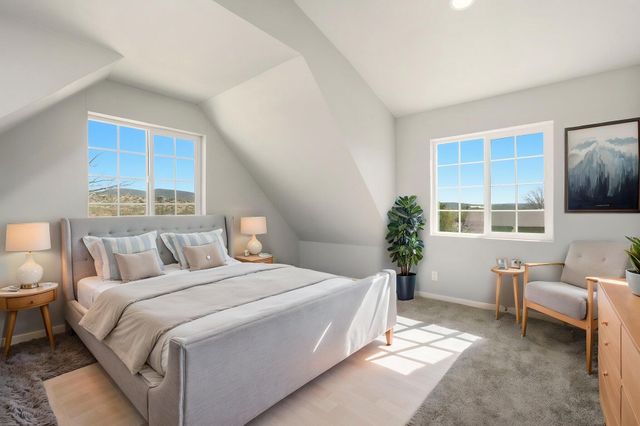 19 Bobcat Hill Road, Sandia Park, NM 87047