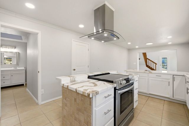 19 Bobcat Hill Road, Sandia Park, NM 87047