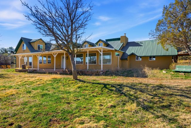 19 Bobcat Hill Road, Sandia Park, NM 87047