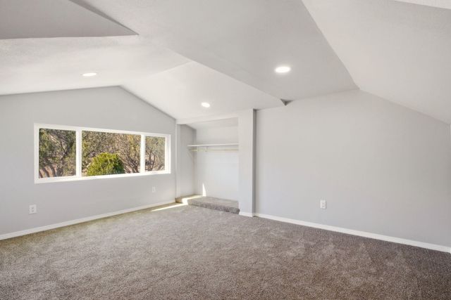 19 Bobcat Hill Road, Sandia Park, NM 87047