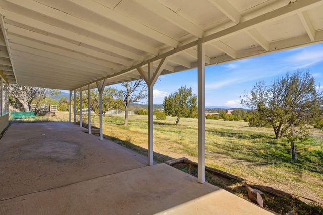 19 Bobcat Hill Road, Sandia Park, NM 87047