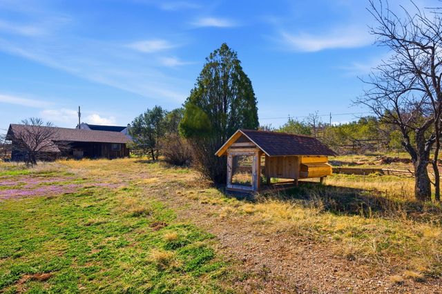 19 Bobcat Hill Road, Sandia Park, NM 87047