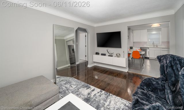 3318 Prairie Avenue, Royal Oak, MI 48073