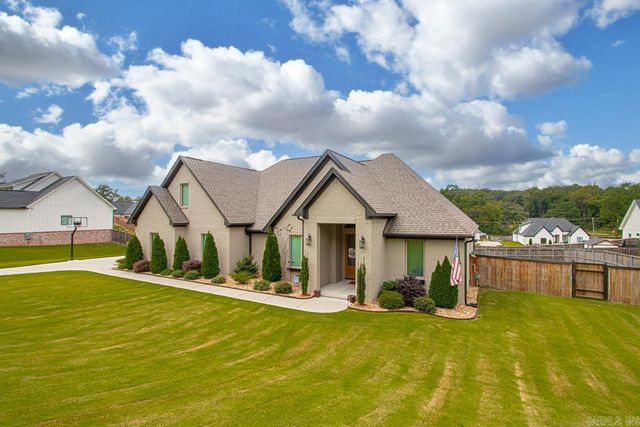 838 Belle Grove Loop, Benton, AR 72019