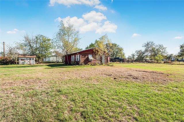 103 Leaning Oaks Street, Somerville, TX 77879