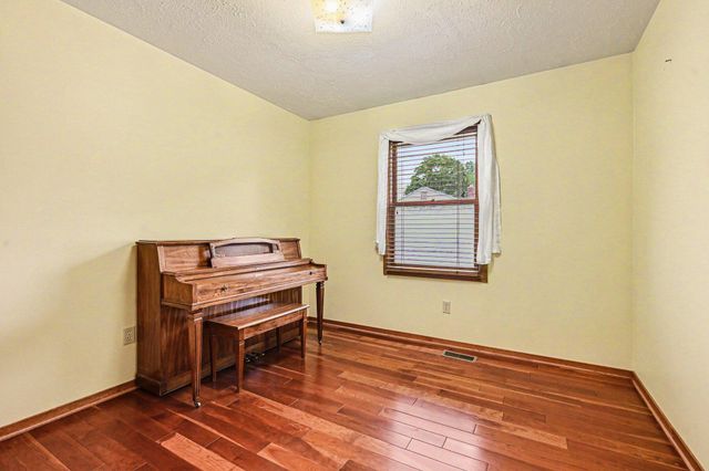 416 Dawnlee Avenue, Portage, MI 49002