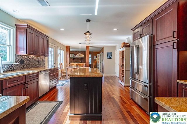 5330 Short Hill Lane, Upper Macungie Twp, PA 18104