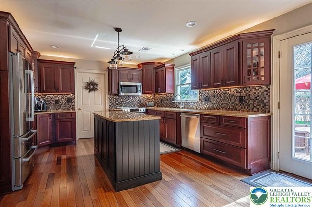 5330 Short Hill Lane, Upper Macungie Twp, PA 18104